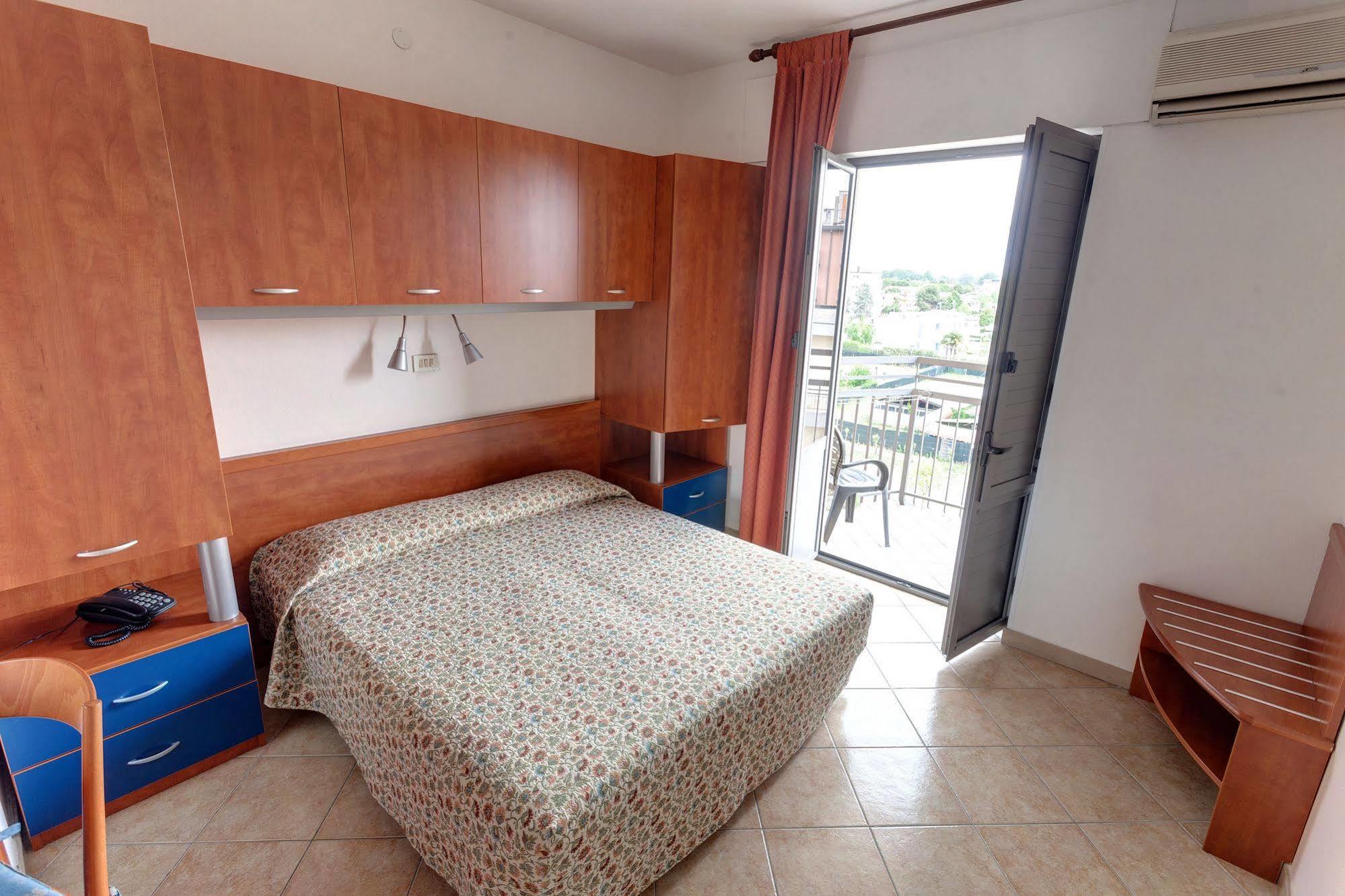 Hotel Frank Lido di Jesolo Luaran gambar